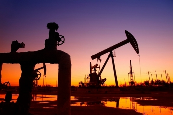 Giá xăng dầu hôm nay 25/9/2022: Dầu thô mất giá mạnh