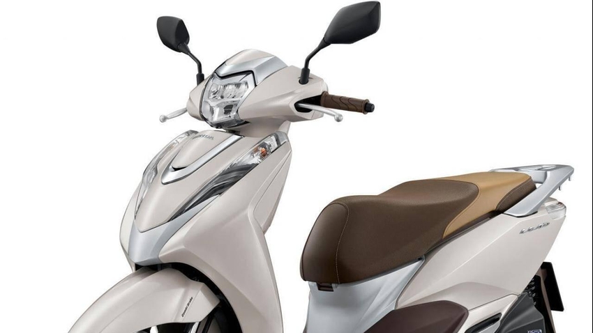 Xe máy Honda Air Blade 2015 chỉ có giá 13 triệu đồng: Hiệu năng vẫn cực