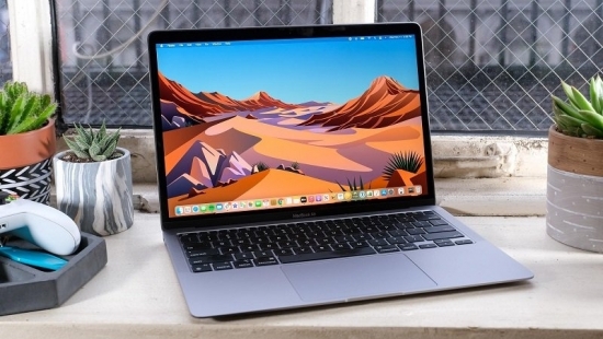 Mẫu laptop nghe tên đã thấy "sang chảnh", thiết kế "sang-xịn-mịn": Giá chỉ hơn 21 triệu