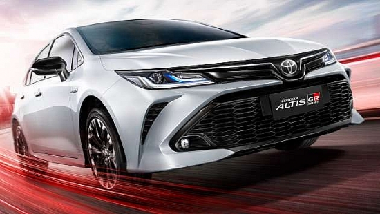 Toyota Corolla Altis 2023 công phá thị trường Việt: Giá cực rẻ, ‘quyết chiến’ Hyundai Elantra