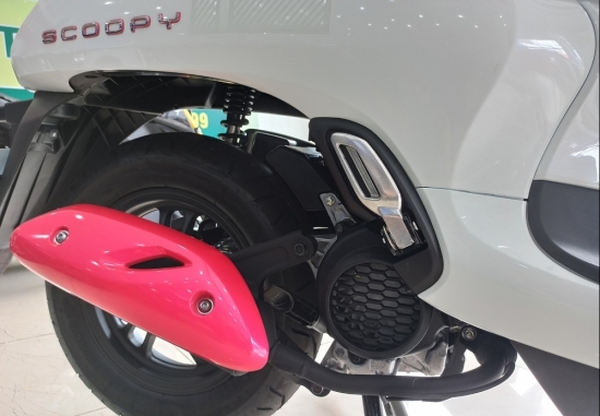 Vì sao xe máy Honda Scoopy nhập khẩu Thái đắt hơn nhập từ Indonesia?