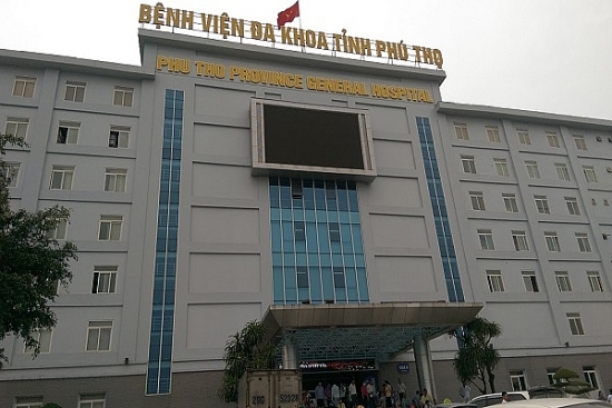Bệnh viện đa khoa tỉnh Phú Thọ: Kịp thời cấp cứu gắp răng giả trong phế quản bệnh nhân 92 tuổi