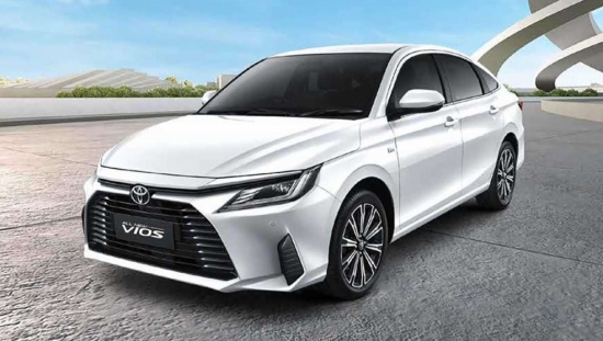 Sedan “quốc dân” Toyota Vios 2023 chính thức ra mắt: Giá cực rẻ, lột xác như tiểu Camry