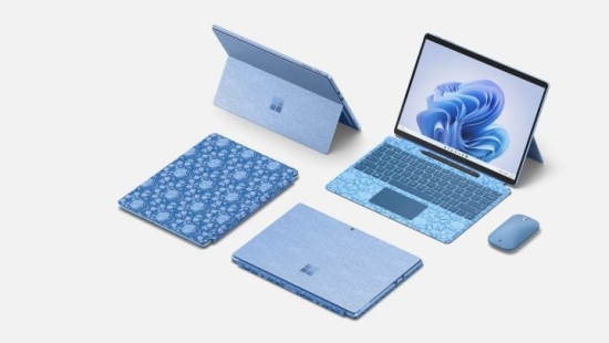 Microsoft ra mắt dòng laptop phiên bản mới "cực mướt": Quá tuyệt cho một "cuộc tình"