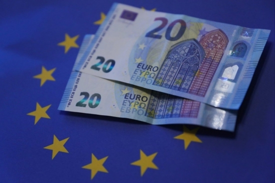 Tỷ giá euro hôm nay 14/10/2022: Tiếp tục tăng mạnh