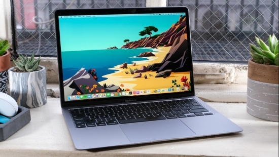 Laptop MacBook Air M1 256GB giảm giá "siêu hời", dân tình "chốt đơn lên đời"