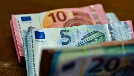 Tỷ giá euro hôm nay 16/10/2022: Biến động trái chiều