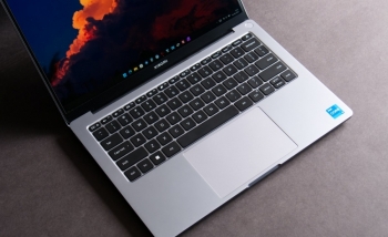 Laptop Xiaomi Notebook Pro 120G: "Sang-xịn-mịn" như Macbook Pro, giá "quá ok"