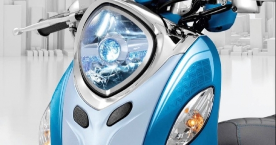 "Kỳ phùng địch thủ" xe máy Vision với thiết kế "lạ hoắc": Giá bán khiến dân tình "ngỡ ngàng"