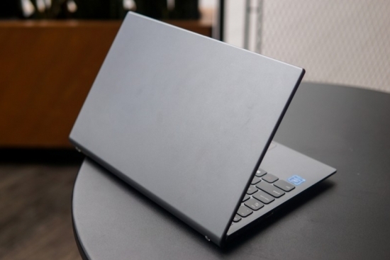 Masstel E140 Celeron: Chiếc laptop phù hợp nhất để giáo dục trẻ nhỏ học online