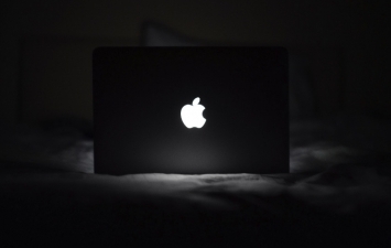 Logo "Táo phát sáng" quyền lực sắp quay trở lại trên MacBook?