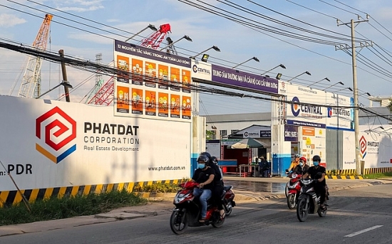 Chủ tịch Phát Đạt bị "call margin", cổ phiếu PDR nằm sàn từ sớm