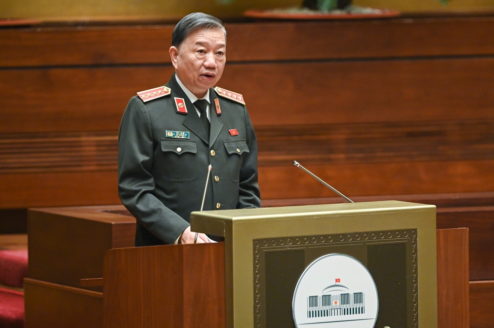  Bộ trưởng Bộ Công an Tô Lâm trình bày Báo cáo công tác phòng, chống tội phạm và vi phạm pháp luật năm 2022