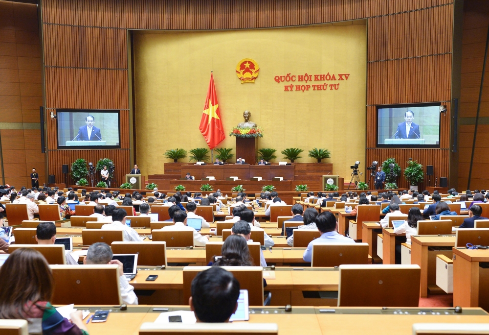 Chủ nhiệm Ủy ban Pháp luật Quốc hội Hoàng Thanh Tùng trình bày báo cáo giải trình tiếp thu dự thảo luật của Ủy ban Thường vụ Quốc hội