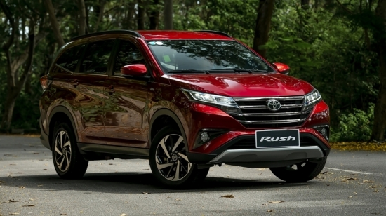 Giá xe Toyota Rush ngày 12/11/2022: Trang bị khá ổn cùng mức giá hấp dẫn