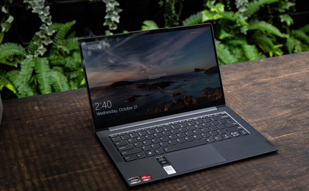 Laptop Lenovo Yoga Slim 7: Lựa chọn hàng đầu cho công việc