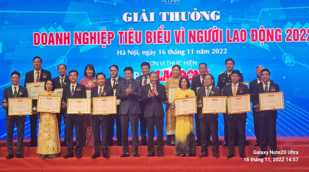 Cảng Đà Nẵng 4 năm liền đạt danh hiệu ‘Doanh nghiệp vì người lao động’