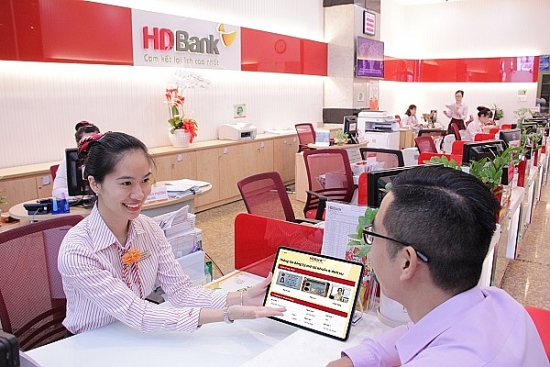 Sếp lớn HDBank tiếp tục đăng ký mua vào 1 triệu cổ phiếu HDB