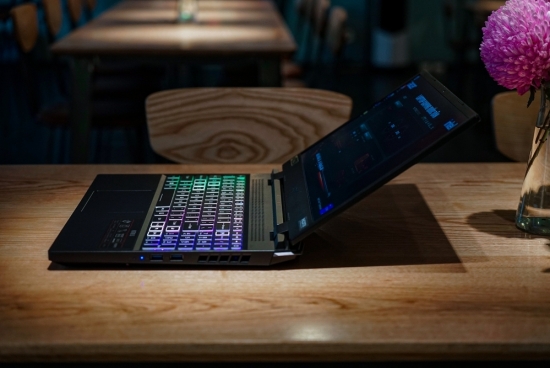 Laptop Acer Nitro 5 Tiger: Sức mạnh "mãnh hổ" oanh tạc trên mọi chiến trường game