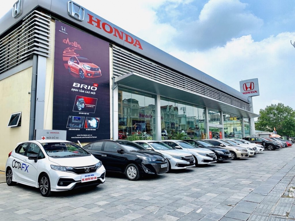 Bảng giá xe ô tô Honda tháng 12/2022: Honda CR-V "chơi lớn", hỗ trợ "hết nấc" người dùng