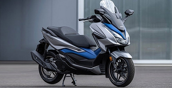 "Chiến thần" tay ga nhà Honda chính thức "lăn bánh": Xe máy hạng sang SH 150i có "nhún nhường"?