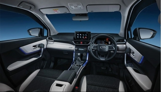 Toyota Veloz Cross CVT Top: "Tân binh" trong phân khúc MPV với giá "cực kỳ rẻ"
