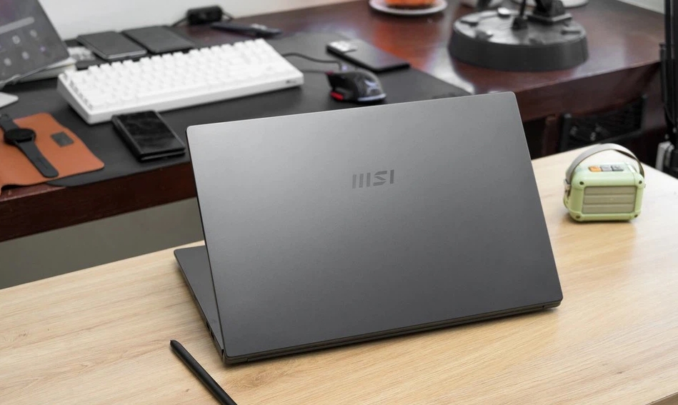 Laptop MSI Modern 15: Siêu mỏng, nhỏ gọn, mạnh mẽ vượt tầm giá
