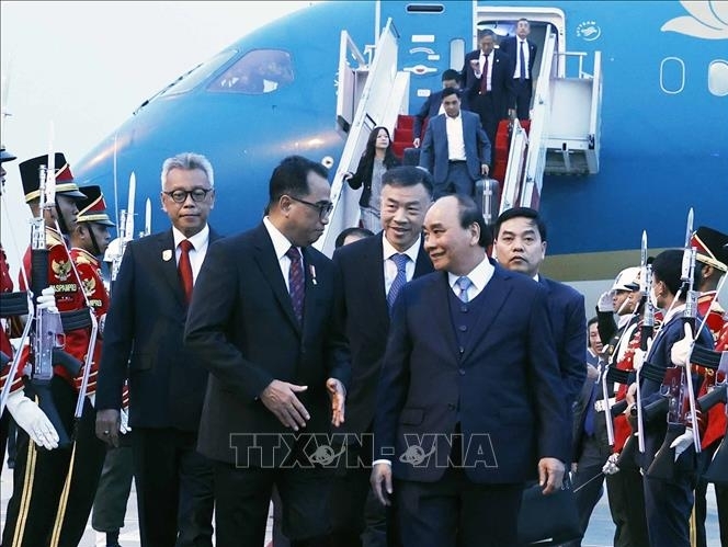 Chủ tịch nước Nguyễn Xuân Phúc bắt đầu chuyến thăm cấp nhà nước Indonesia