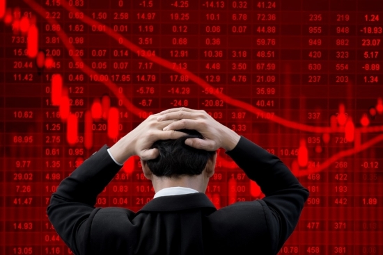 Cổ phiếu ngân hàng “rực lửa” phiên đầu tuần, khối ngoại kém sôi động