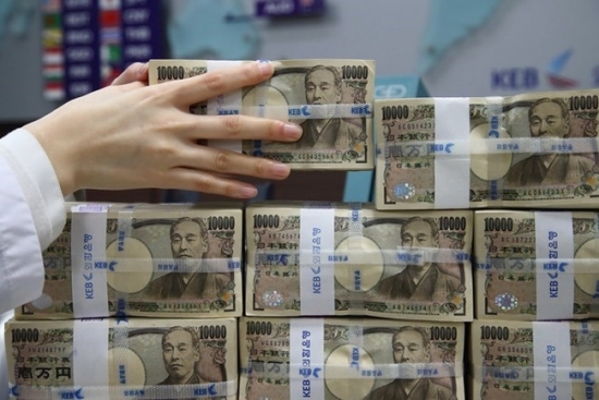 Tỷ giá yen Nhật hôm nay 1/1/2023: Đồng loạt tăng ngày đầu năm