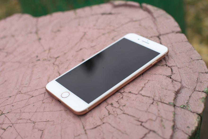 Giá iPhone 8 mới nhất tháng 1/2023: Mua siêu rẻ, dùng khỏe như hạng sang