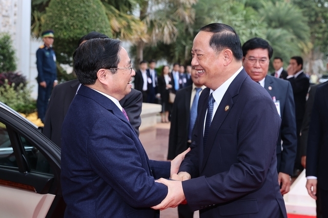 Vun đắp quan hệ hữu nghị vĩ đại, đoàn kết đặc biệt và hợp tác toàn diện Việt Nam-Lào
