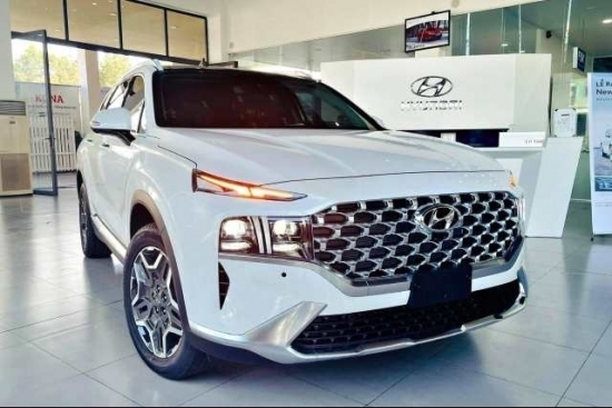 Chấn động Hyundai Santa Fe “Sale Tết” đến 120 triệu đồng: Xuống tiền chẳng lăn tăn