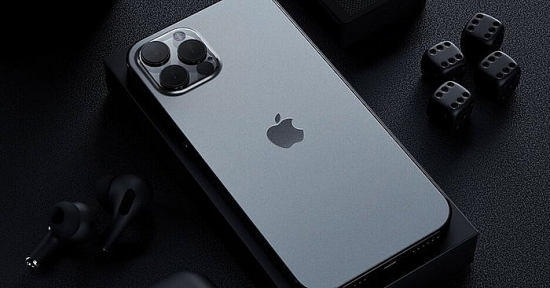 Giá iPhone 12 Pro Max mới nhất ngày 22/1: Rẻ quá hóa "ấm lòng" các fan ngày Tết
