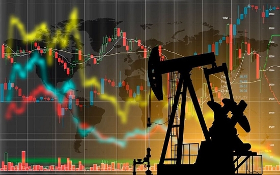 Cổ phiếu ngành dầu khí năm 2023 có gì tích cực?