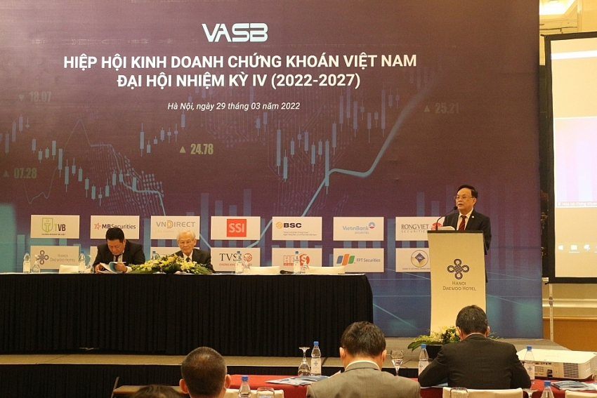 Tại Đại hội VASB nhiệm kỳ IV, ông Nguyễn Thanh Kỳ được tín nhiệm giữ chức Chủ tịch Hiệp hội Kinh doanh Chứng khoán Việt Nam