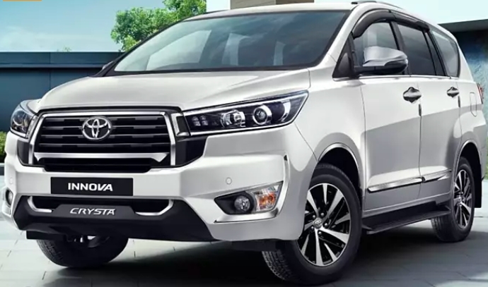 Toyota Innova Crysta 2023 nhận cọc chỉ 14 triệu đồng: Động cơ mạnh mẽ, thiết kế không chỗ chê