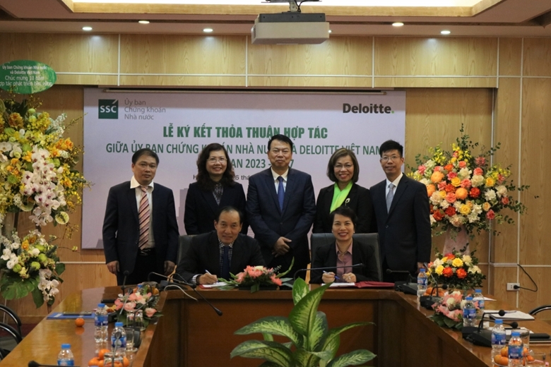 Ủy ban chứng khoán và Deloitte Việt Nam ký thỏa thuận hợp tác giai đoạn 2023 – 2027