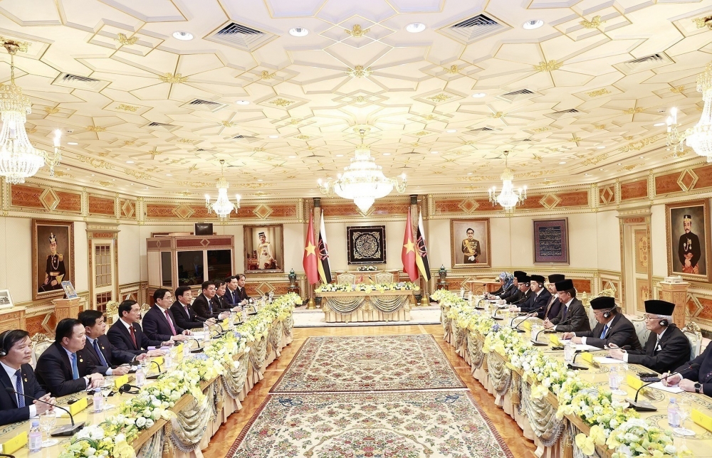 Thủ tướng Phạm Minh Chính hội đàm với Quốc vương Brunei Sultan Haji Hassanal Bolkiah.
