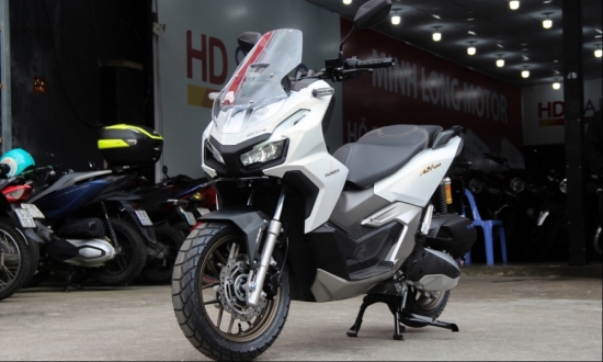 Giá xe máy Honda ADV 160 mới nhất ngày 16/2/2023: So kè từng chút với SH Việt