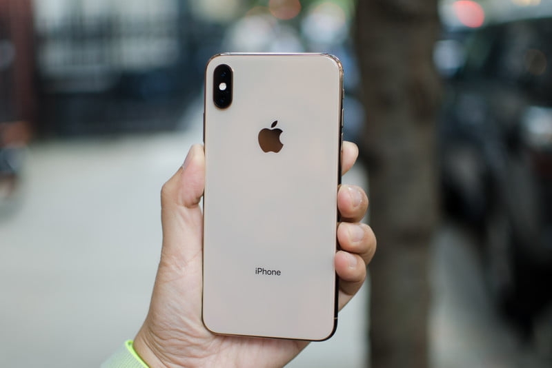 Giá iPhone XS Max rẻ chưa từng có: Vẫn là siêu phẩm cho người “ví mỏng”