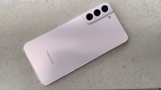 “Sốc nặng” khi Samsung Galaxy S22 Plus giảm kỷ lục: Siêu xịn bỗng hóa bình dân