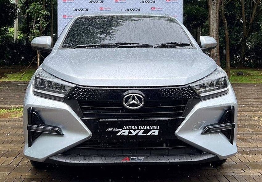 Toyota Ayla 2023 chính thức trình làng chỉ từ 300 triệu đồng