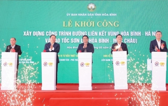 Thủ tướng dự lễ khởi công đường liên kết vùng Hòa Bình - Hà Nội và cao tốc Sơn La
