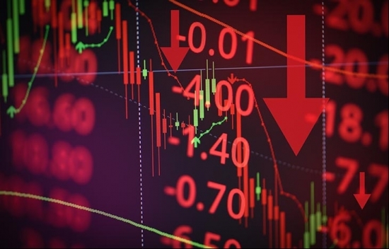 Cổ phiếu ngân hàng “đỏ lửa” phiên đầu tuần, khối ngoại tiếp tục bán mạnh