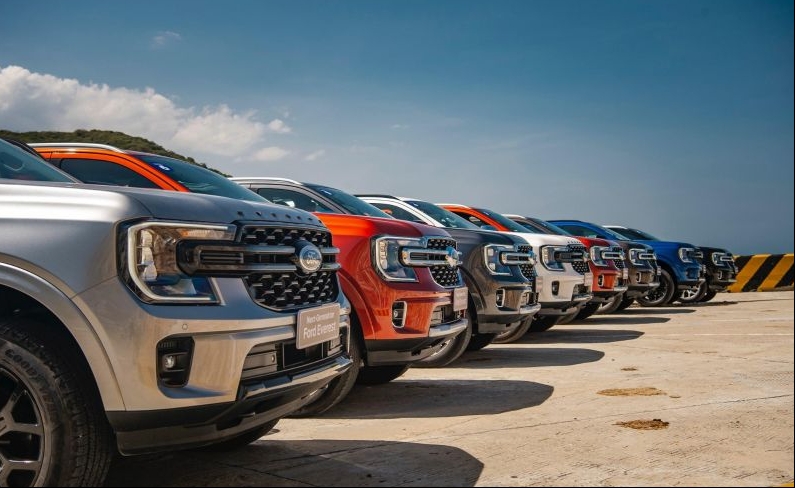 Ford Everest 2023: "Sức hút" lớn tới từ chiếc SUV hạng D đẹp mắt, vận hàng vượt trội