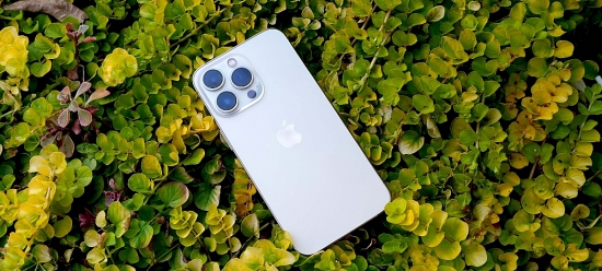 iPhone 13 Pro vừa "định vị" lại phân khúc: Giảm gần nửa giá, đành về với tầm trung