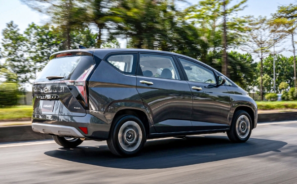 Giá xe ô tô Hyundai Stargazer mới nhất tháng 3/2023: Đại lý giảm tới 110 triệu đồng