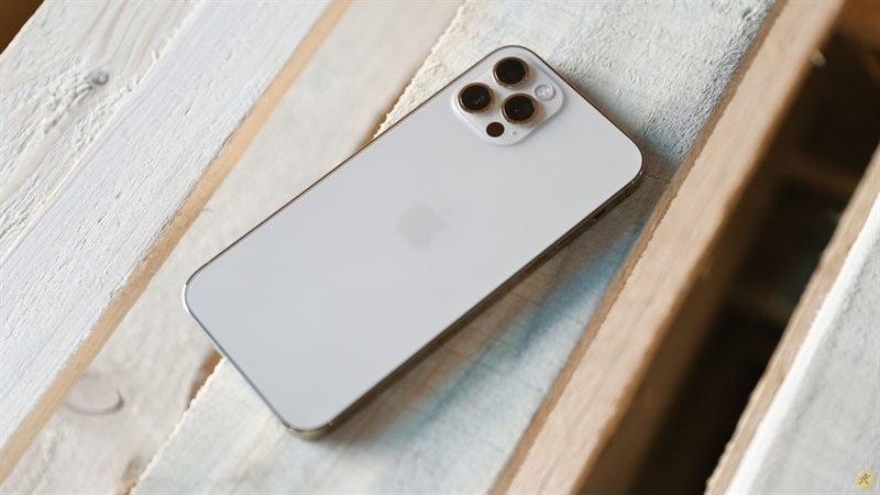 Giá iPhone 12 Pro mới nhất ngày 13/3: Thiết lập 