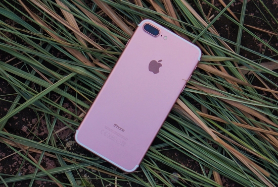 Giá iPhone 7 Plus mới nhất giữa tháng 3/2023: Rẻ mà khỏe nhất phân khúc bình dân